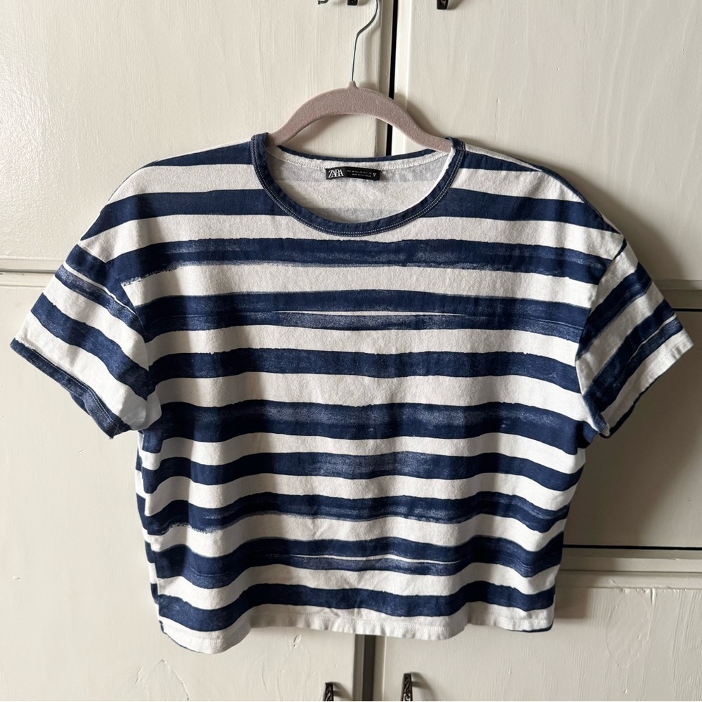 Zara Women’s Navy Stripe Crop Tee M Good Condition